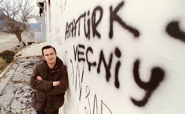 Türkiyəli jurnalist “Şuşa” yazılı formada - FOTO